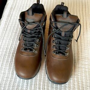 Men’s work boots or hiking boots.